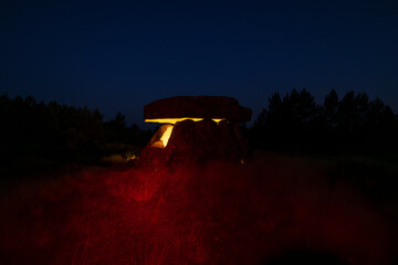 Dolmen Anta de Fonte Coberta near Alijo, Vila Cha, Portugal