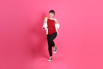 20s woman in red t-shirt