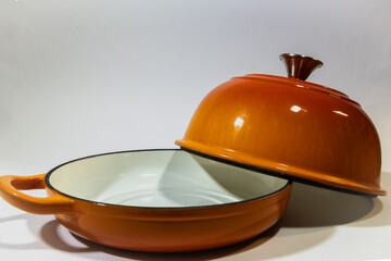 Gusseisen Brotbackform 2 mit Deckel
Cast Iron Bread Baking Pan 2 with Lid