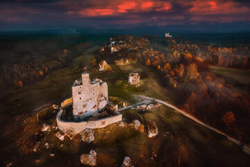 Zamek w Mirowie - Jura Krakowsko - Częstochowska © Radosław Dybała