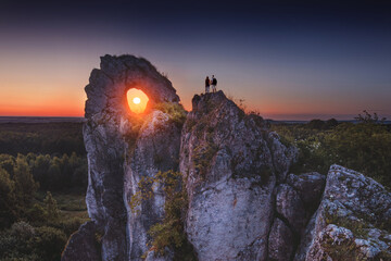 Jura - Okiennik Wielki - Jura Krakowsko - Częstochowska  © Radosław Dybała