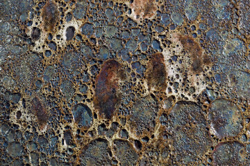 Keramische Glasur mit blasenartiger Oberfläche - bubble-like glazing on ceramic
