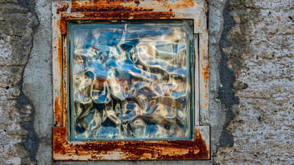 Schäden an einer Altbaufassade