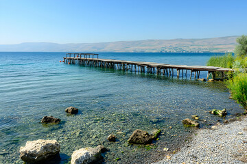 Obraz premium wooden pier on the coast