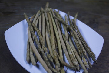 dadap beans, landes beans, cowpeas, otok beans or tolo beans.