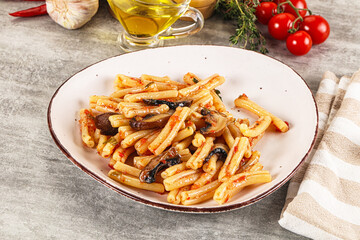 Italian cuisine - casafecce with mushrooms