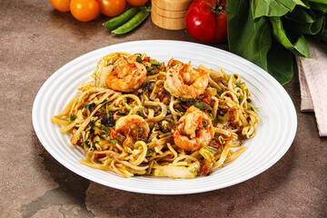 Pad Thai - noodles with prawn