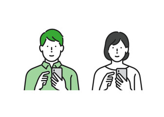 携帯を操作する私服の男女
