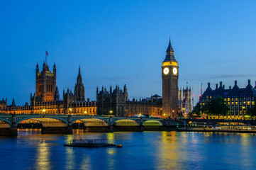 ロンドンにあるビッグベンのとても美しい夜景Beautiful night view of Big Ben in London