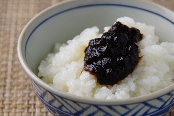 ご飯と海苔の佃煮