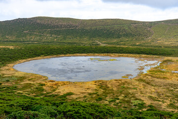 Obraz premium Dry lagoon on the island of flowers of the archipelago of the Azores.