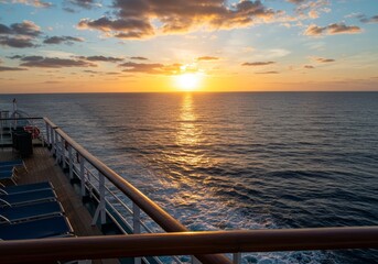 Obraz premium Cruise ship sunset. Ocean, wake, horizon, warm light, clouds