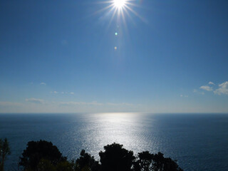 日本、冬、神奈川県、晴天の江ノ島からの眺め