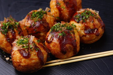 大阪名物　たこ焼き