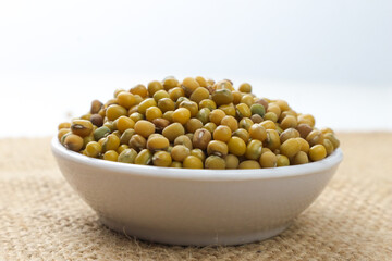 A Bowl of Mung Beans