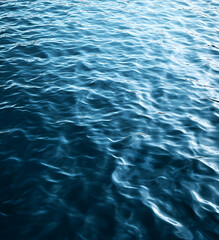 Obraz premium Ocean's Deep Blue Enigma: A Captivating Water Surface