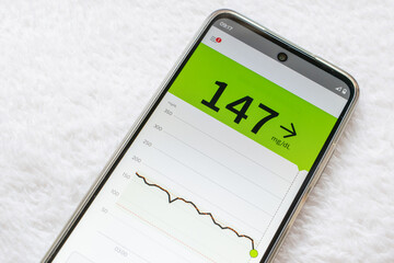 high blood sugar, glucose alarm for diabetics. blood glucose monitoring in the smartphone app