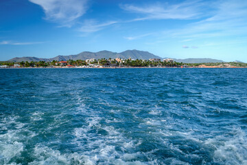 Obraz premium Playa El Yaque seen from a boat. A Venezuelan island in the Caribbean Sea. Island Margarita 