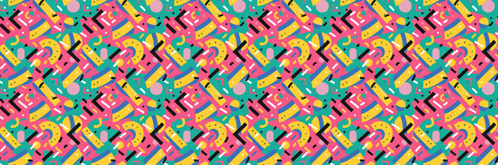  Seamless pattern with geometric shapes in the style. Multicolored vintage background with triangles, circles and squares for textile, fabric and Sudanese fabric art.