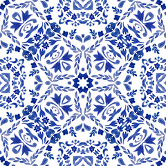 Seamless pattern, royal blue Damask paint tile for fabric and ceramics. Persian abstract filigree background. Watercolor azulejo.