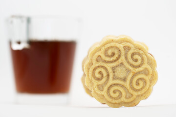 Maâmoul, Oriental pastry filled with date paste