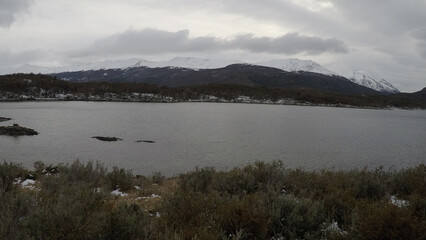 Imagen capturada en la Patagonia Argentina cerca de Ushuaia, al otro lado del Canal Beagle. Los paisajes son absolutamente increíbles.