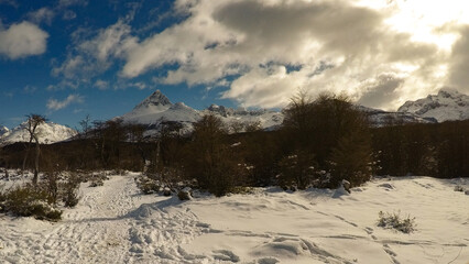 Imagen captada en la Patagonia Argentina cerca de Ushuaia, en la que se pueden observar los...