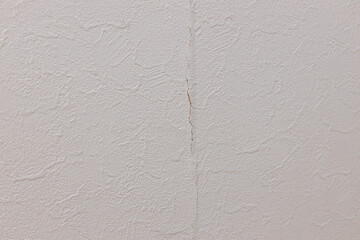 壁のビニールクロスひび割れ