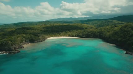 Obraz premium Secluded Tropical Beach Aerial View Turquoise Water and Lush Greenery
