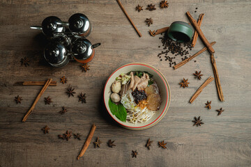 Braised pork and chicken noodles Add extra boiled eggs