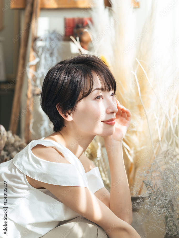 Poster 女性、美容、UVケア、日焼け止め、美白、ホワイトニング、爽やか、コスメ、ナチュラル、化粧品、アンチエイジング、エイジングケア、年齢肌、乾燥、保湿、しみ、しわ、予防、対策、日差し、直射日光、明るい、ポートレート、ミドル、ミドルエイジ、中年、30代、40代、ファッション、モデル、おしゃれ、素敵、魅力的、ショートヘア、美肌、セルフケア、美顔、フェイシャルトリートメント、パーフェクション、フェイスライン、
