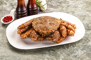 Delicous gurmet Steamed hairy crab