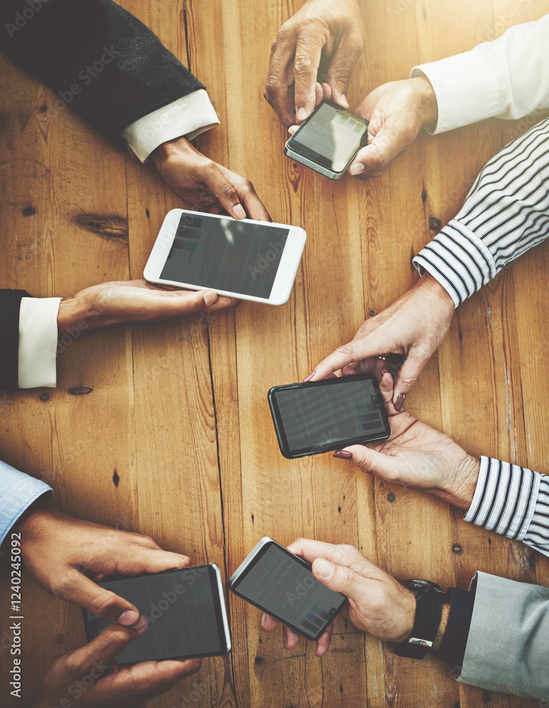 Aufkleber business people, hands and meeting with phone screen for data sync, sharing or network collaboration