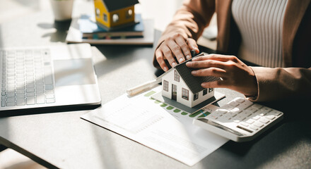 real estate agent Deliver model homes to customers. Mortgage contracts, loans, hire-purchase...