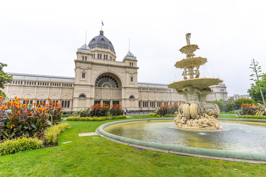 The Carlton Gardens fountain at Royal Exhibition Building in Melbourne, Australia 