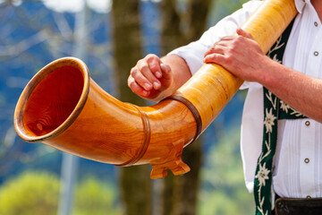 Alphorn - Allgäu - Instrument - Musik - blasen
