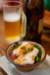 マグロの山掛けとビール