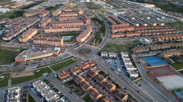 Time-lapse de una ciudad con coches circulando