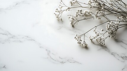 White flowers marble background (1)