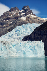 glaciar and mountain