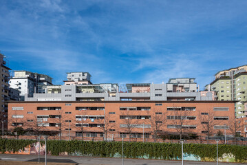 Architettura. Unità abitative in palazzi della periferia della città di Torino (Italia).