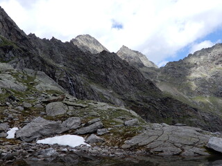 hinten links der Große Friedrichskopf 3134m und rechts daneben Kleiner Friedrichskopf 3059m