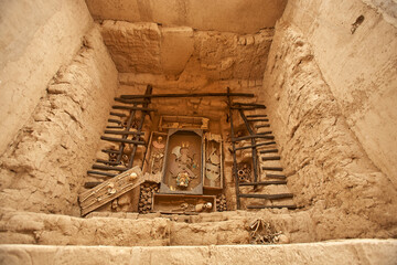 the Lord of Sipán. one of the greatest archaeological discoveries of the Americas. This magnificent tomb at Huaca Rajada, Lambayeque, reveals the wealth, power, and artistry of the Moche civilization,
