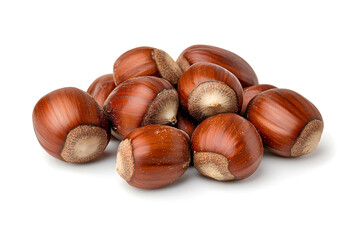 Obraz premium Heap of chestnuts isolated on white backdrop