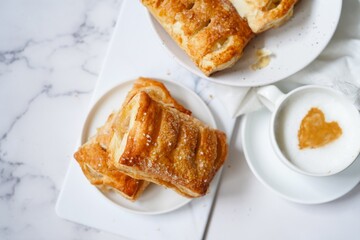 Apple Strudel - Flaky pastry with apple filling