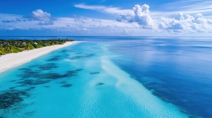 Obraz premium Aerial View of Tropical Island Paradise: Turquoise Waters and White Sandy Beach