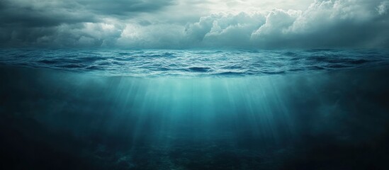 Fototapeta premium Ocean Depth: A Dramatic Underwater Scene