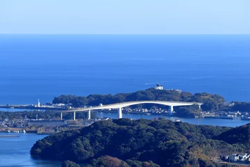 種崎と桂浜を結ぶ浦戸大橋　冬　（高知県　高知市）