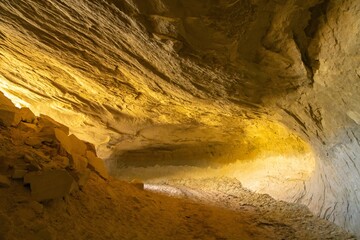 USA, Utah, Grand Staircase Escalante National Monument. Covered Wagon Natural Bridge trail.