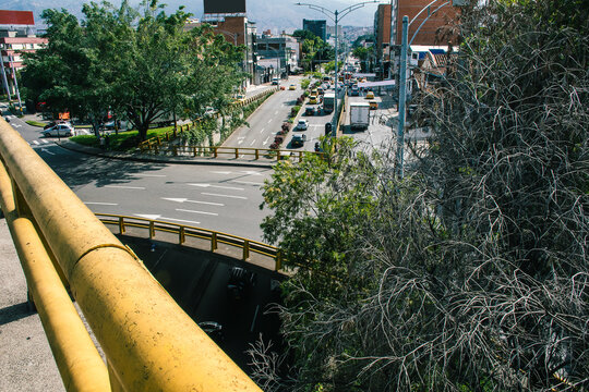 Medell&iacute;n Road with Bridges